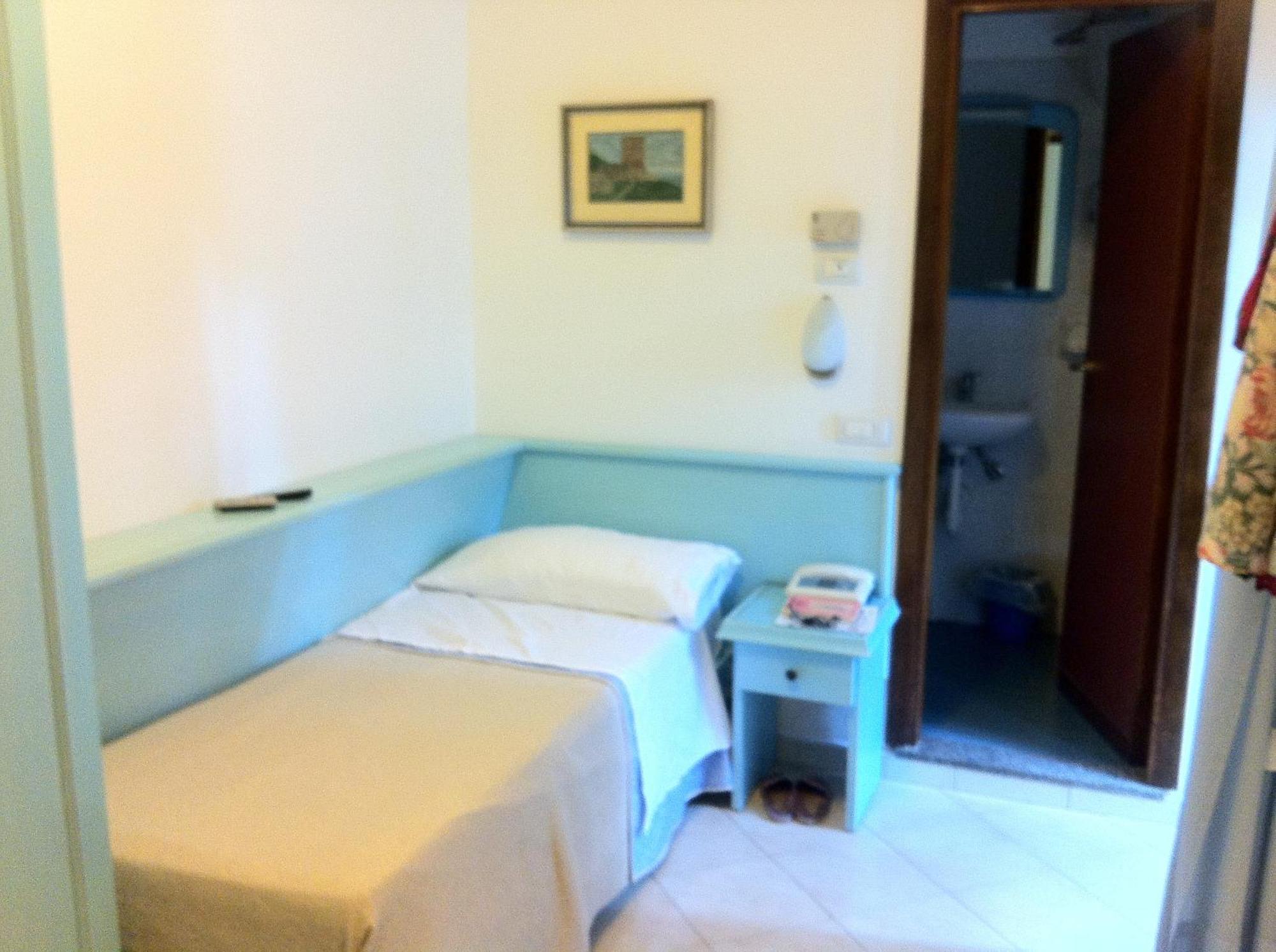 Hotel Eugenio Ischia Buitenkant foto