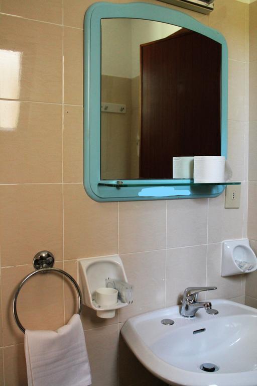 Hotel Eugenio Ischia Buitenkant foto