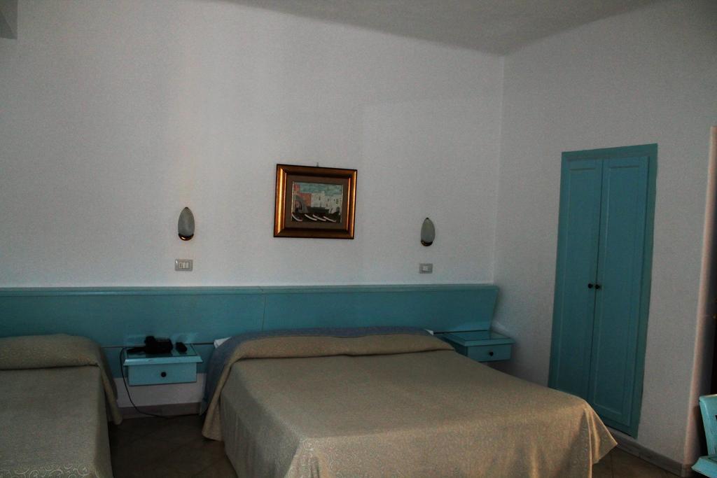 Hotel Eugenio Ischia Buitenkant foto